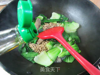 牛肉青菜荞麦面的做法步骤：5