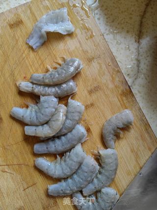虾仁豆腐的做法步骤：1