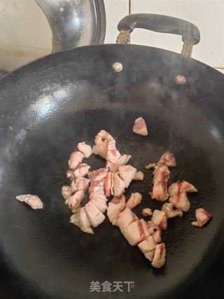 方竹笋烧牛肉的做法步骤：4