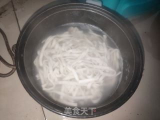 清汤面的做法步骤：2