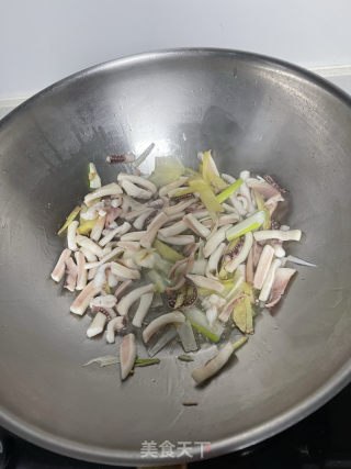 豆豉墨斗鱼的做法步骤：8
