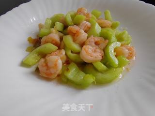 黄瓜炒虾仁的做法步骤：9