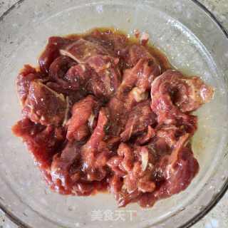 小炒牛肉的做法步骤：2
