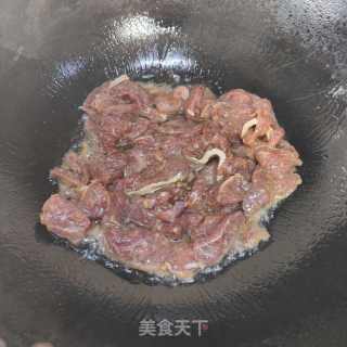 小炒牛肉的做法步骤：5
