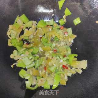 小炒牛肉的做法步骤：8