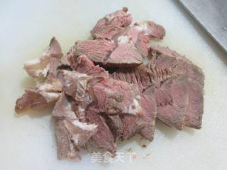 香干牛肉大白菜煲的做法步骤：3
