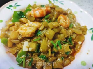 青椒虾仁炒茄丁的做法步骤：13
