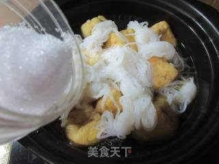 油豆腐魔芋结排骨煲的做法步骤：11