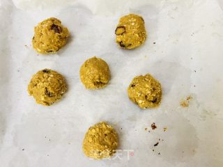 燕麦蔓越莓曲奇饼干的做法步骤：5