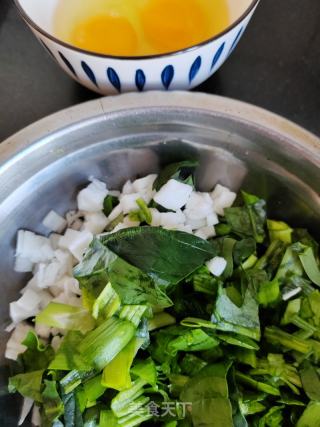 菠菜炒鸡蛋的做法步骤：1