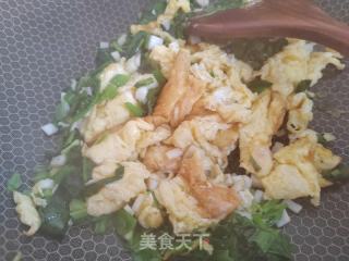 菠菜炒鸡蛋的做法步骤：4