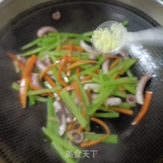 长腿蛸炒莴笋的做法步骤：13