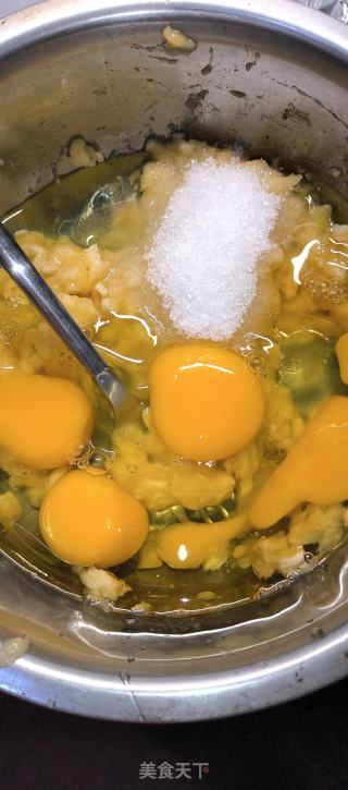 香蕉坚果蛋糕的做法步骤：3