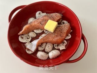 口蘑鲑鱼的做法步骤：5
