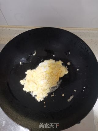 西红柿鸡蛋面的做法步骤：3