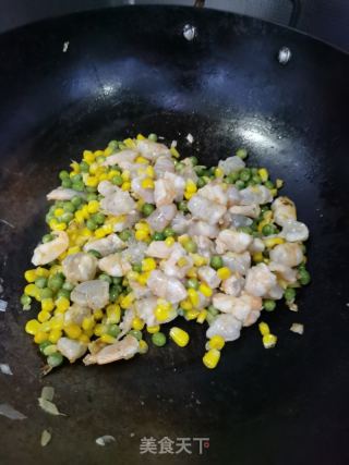 青豆炒虾仁的做法步骤：7