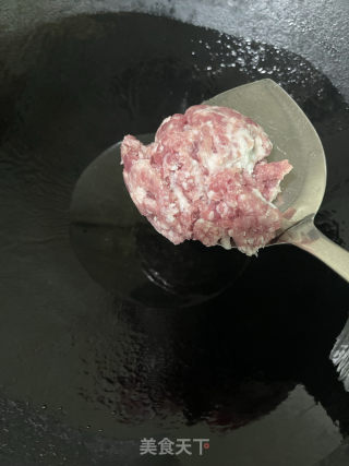 肉沫焖冬瓜的做法步骤：4