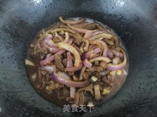 洋葱炒牛肉的做法步骤：4