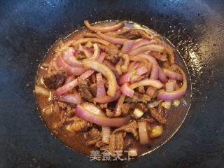 洋葱炒牛肉的做法步骤：5
