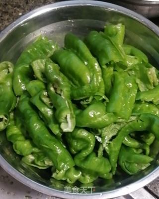 虎皮辣椒的做法步骤：2
