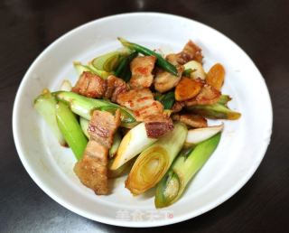 五花肉炒大葱的做法步骤：7