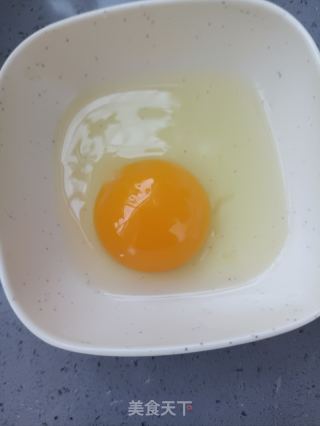海参鸡蛋炒荷兰豆的做法步骤：4