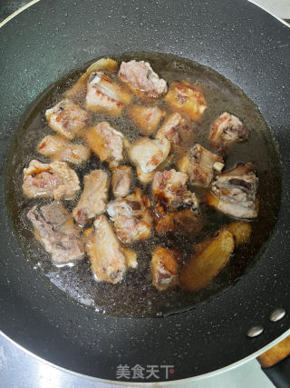 腐竹焖排骨的做法步骤：8