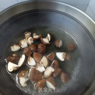 花肉香菇油菜的做法步骤：8