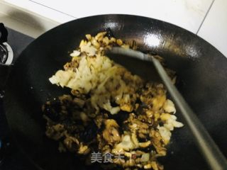酸菜炒羊肉的做法步骤：6