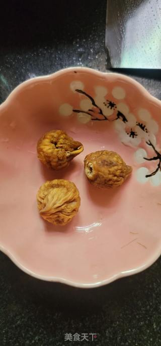 羊肚菌炖鸽子汤的做法步骤：4