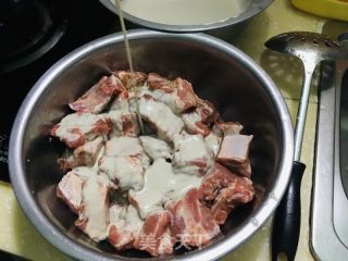 碗蒸排骨的做法步骤：3