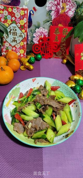 红椒青瓜炒肉片的做法