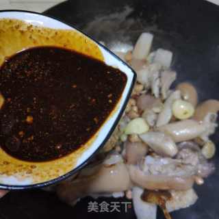 花生莲藕炖猪脚的做法步骤：11