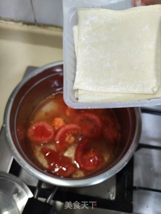 蕃茄蛋花面皮汤的做法步骤：7
