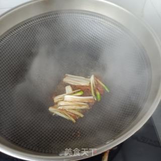 白菜荷兰豆爆海参的做法步骤：8