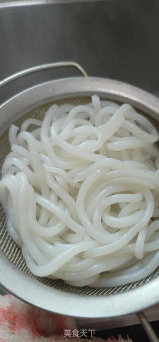 煎蛋汤濑粉的做法步骤：3