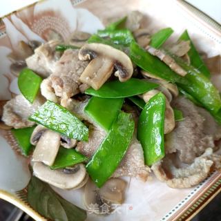 梅花肉荷兰豆炒口蘑的做法