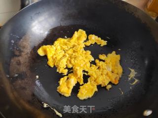 莴笋叶炒蛋的做法步骤：5