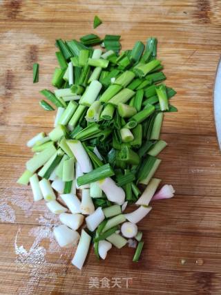 青菜炒卤肉的做法步骤：4