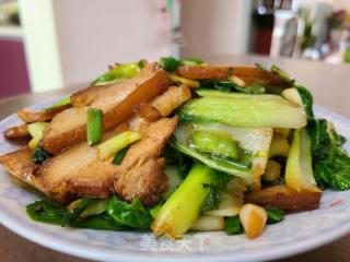 青菜炒卤肉的做法步骤：6