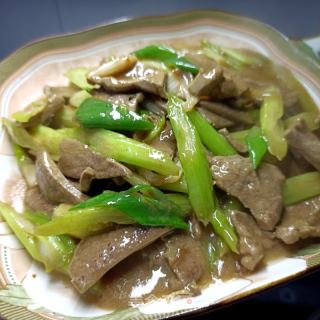 西芹炒猪肝的做法步骤：20