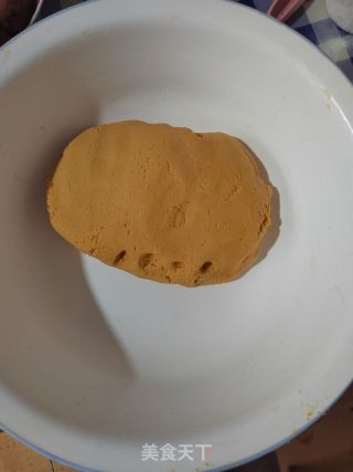 红薯饼的做法步骤：4