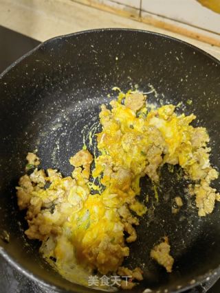 肉酱鸡蛋炒面的做法步骤：6