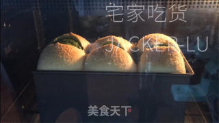 抹茶奶酥吐司，淡淡抹茶清香，口感蓬松又拉丝，奶香味十足。的做法步骤：23