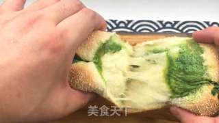 抹茶奶酥吐司，淡淡抹茶清香，口感蓬松又拉丝，奶香味十足。的做法步骤：27
