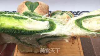 抹茶奶酥吐司，淡淡抹茶清香，口感蓬松又拉丝，奶香味十足。的做法步骤：28