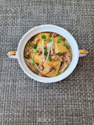 肉沫金针菇豆腐煲的做法步骤：16