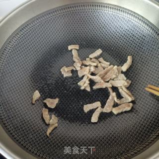 精肉香菇炒芦笋的做法步骤：11