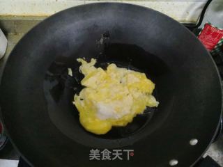 鸡蛋油菜炒饭的做法步骤：2