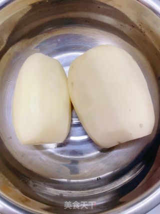 酸辣莲藕丁的做法步骤：1